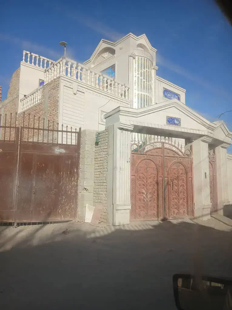 فروش خانه ویلایی دو طبقه در غفور آباد|فروش خانه و ویلا|سراوان, |دیوار