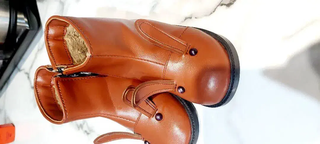 کفش بچگانه در باهنر|کفش و لباس بچه|اصفهان, شمس آباد|دیوار