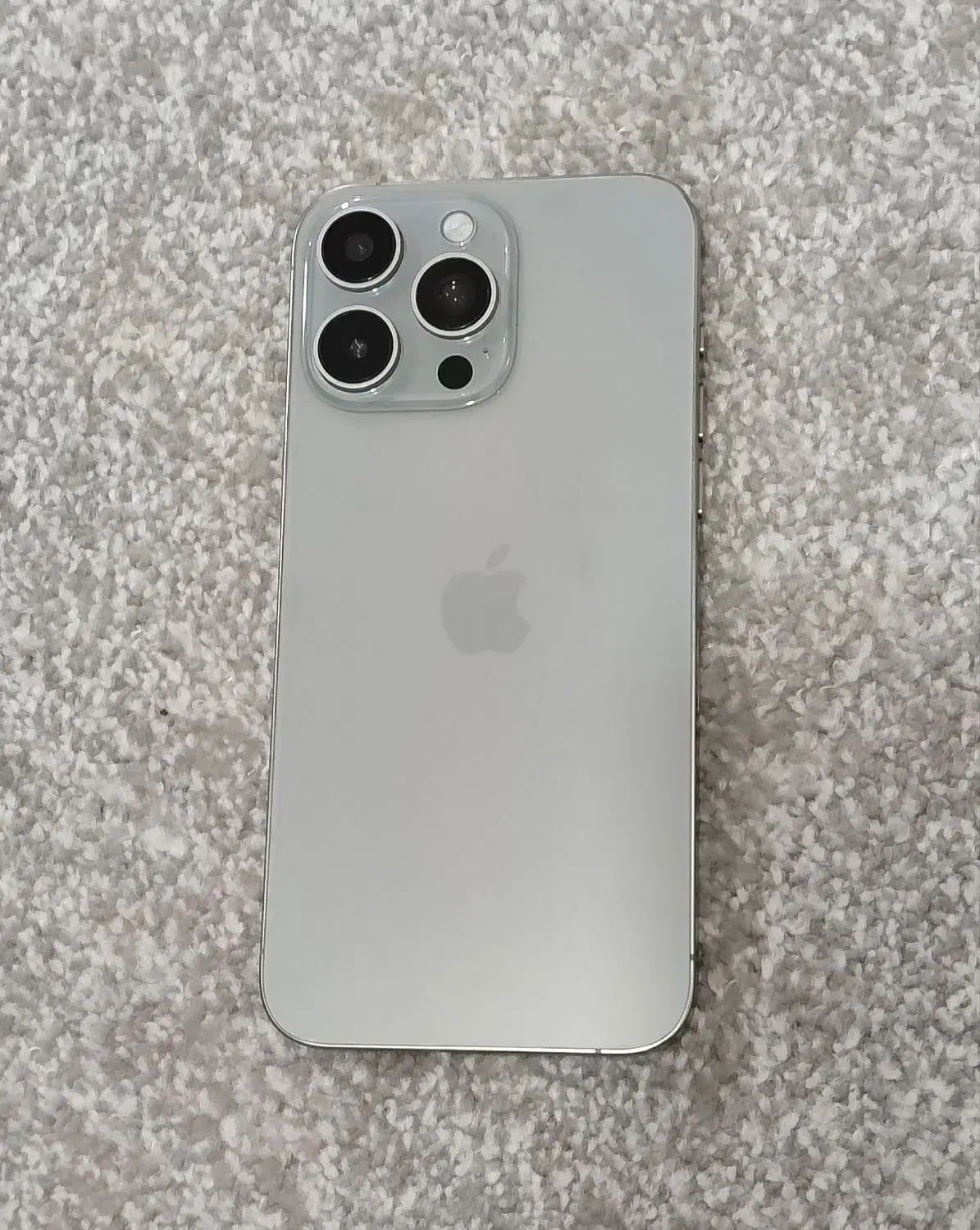 اپل iPhone 15 Pro Max با حافظهٔ ۵۱۲ گیگابایت|موبایل|اهواز, زیتون کارگری|دیوار