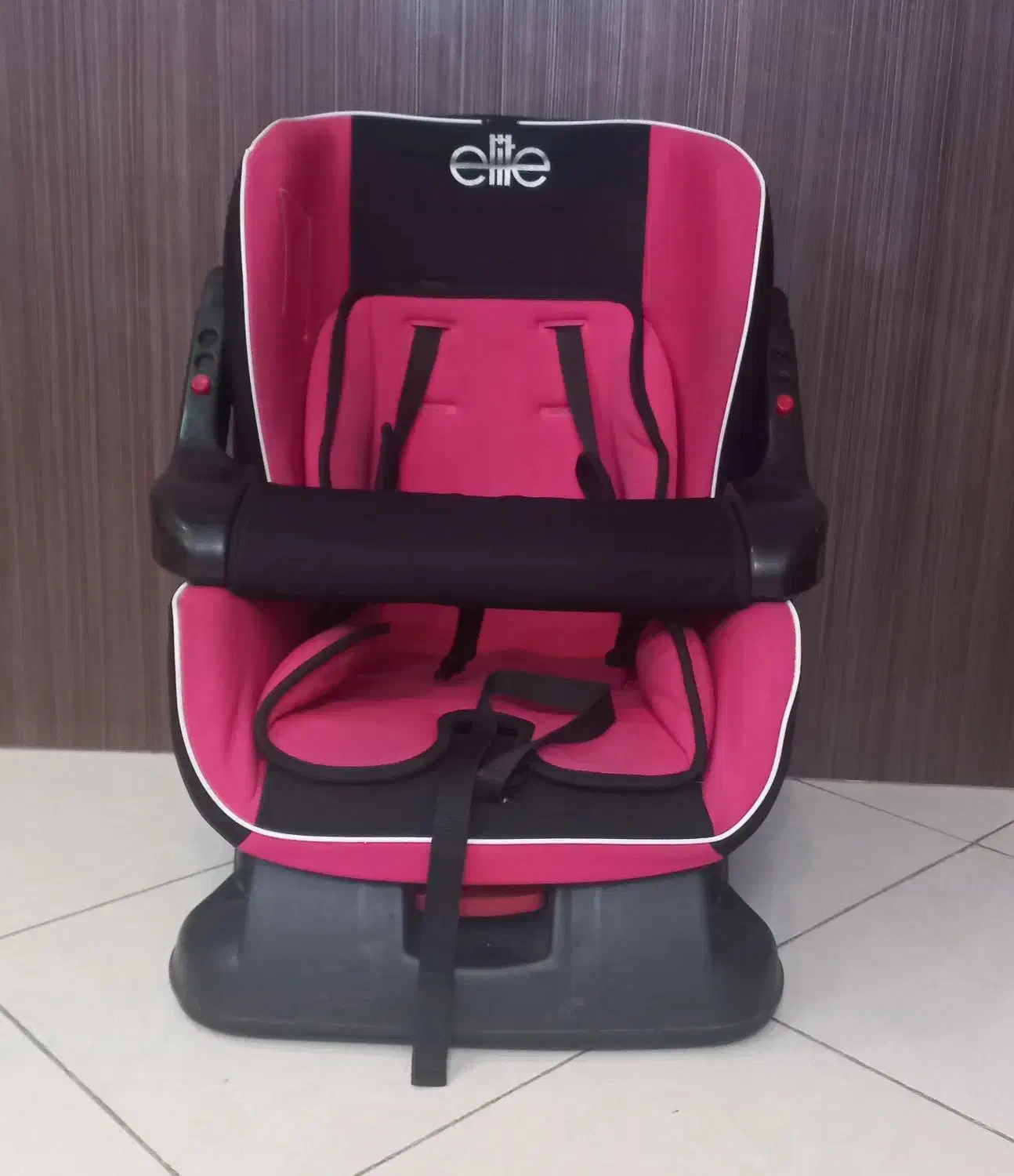 صندلی ماشین در حدنو و توالت فرنگی بچه نو|تخت و صندلی بچه|تهران, افسریه شمالی|دیوار