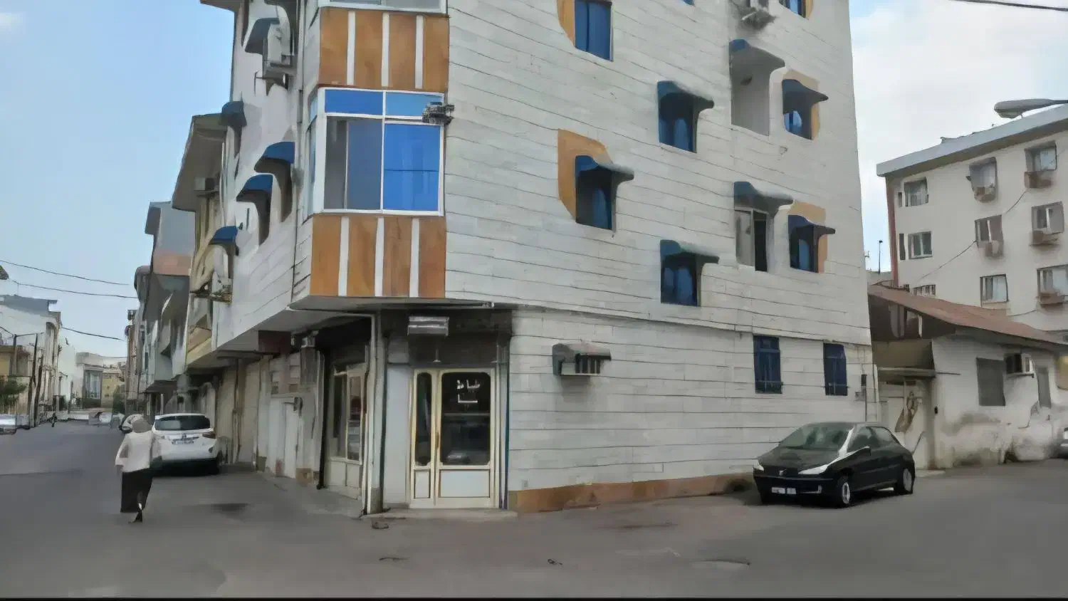 آپارتمان 70 متری دوخواب بازسازی شده در رودباری|اجارهٔ آپارتمان|رشت, رودباری|دیوار