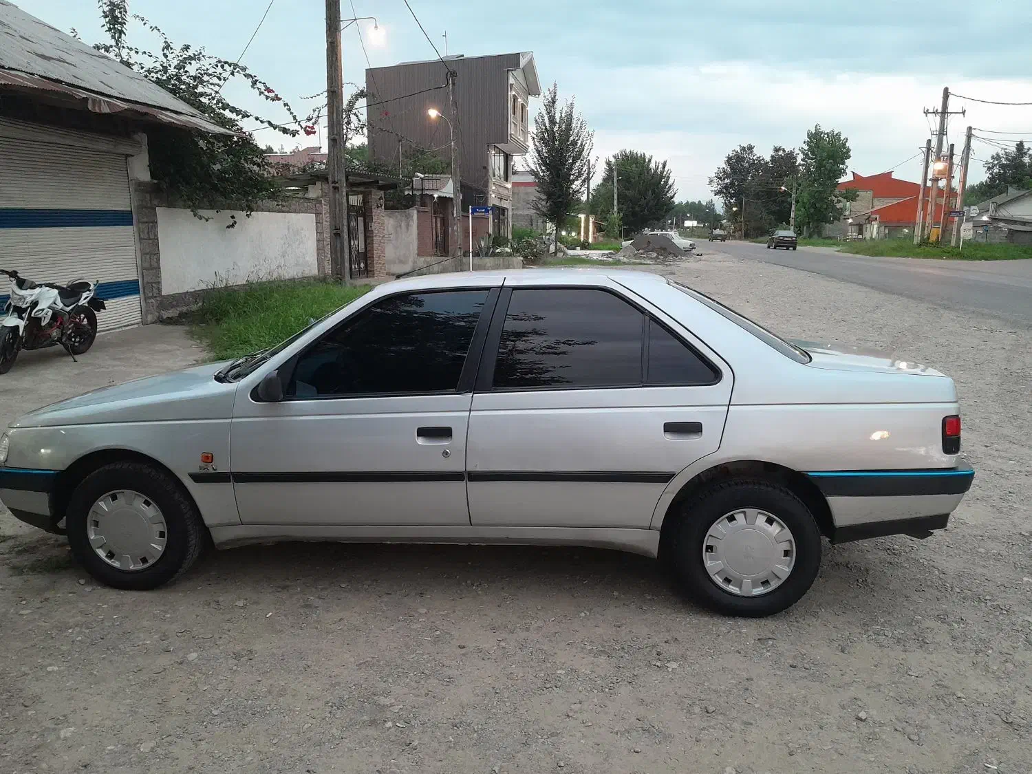 پژو۴۰۵مدل ۸۸|خودرو سواری و وانت|صومعهسرا, |دیوار