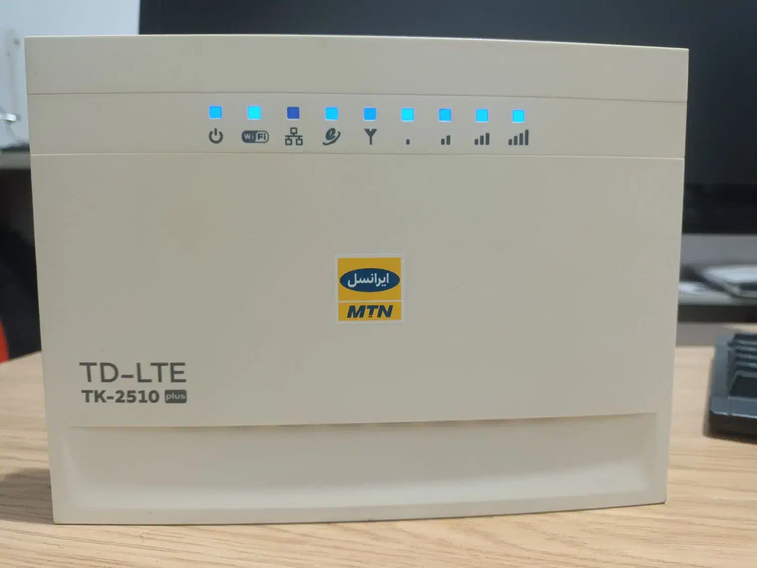 مودم LTE ایرانسل مدل TK-2510 PLUS|مودم و تجهیزات شبکه|رشت, معلم|دیوار