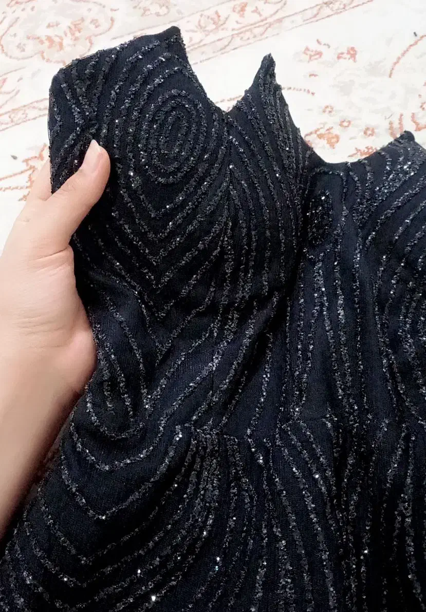 لباس مجلسی کوتاه|لباس|قم, شهر قائم|دیوار