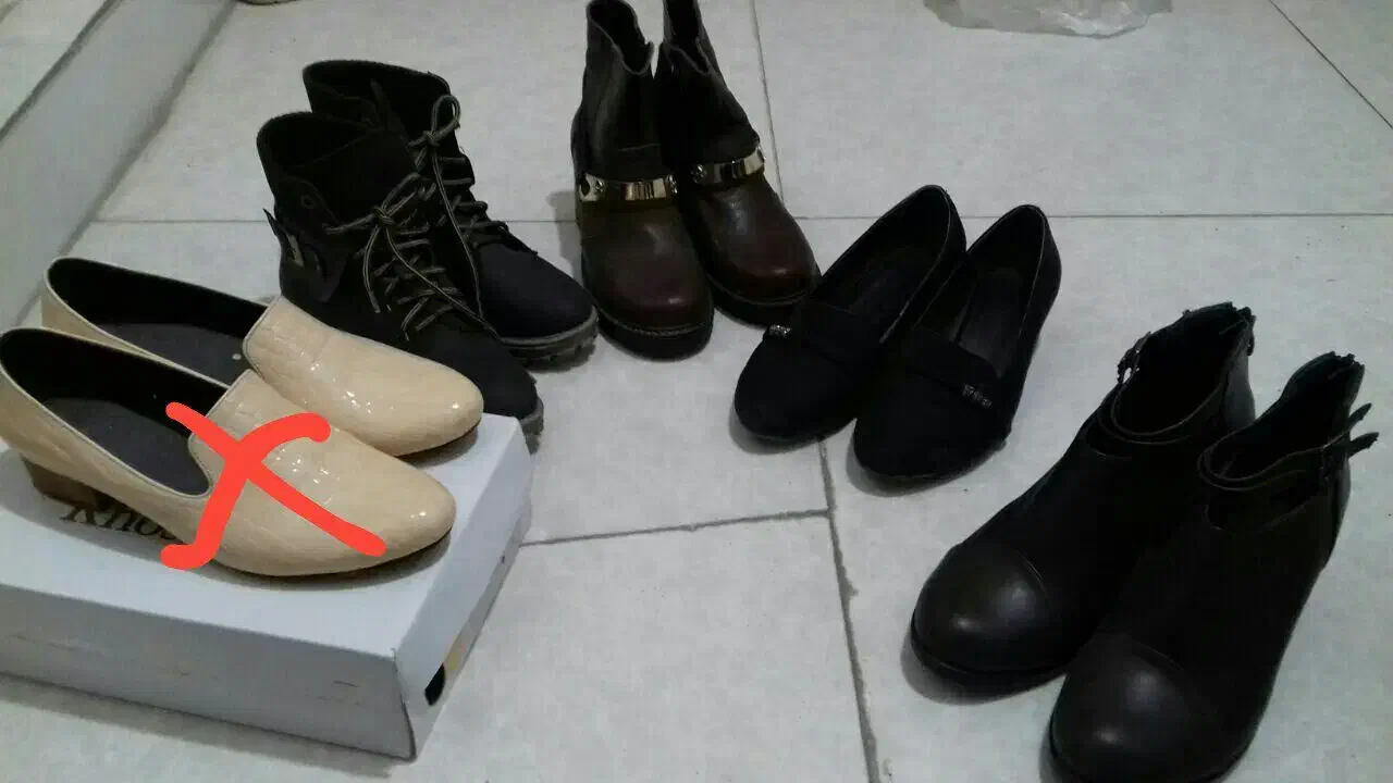 نیم بوت ها سالم سایز 39 3 جفت هست|کیف، کفش، کمربند|نیشابور, فرح بخش|دیوار