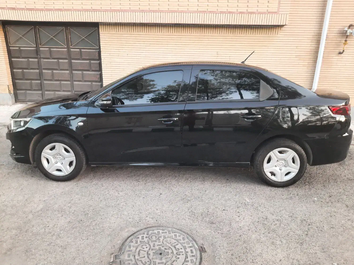 تارا مدل ۱۴۰۱ مشکی آبنوس استثنائی|خودرو سواری و وانت|سبزوار, ولیعصر (نجار آباد)|دیوار