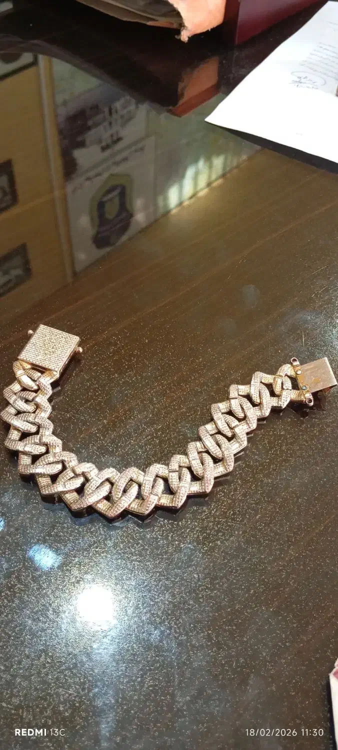 دستبند|بدلیجات|رشت, فلسطین|دیوار