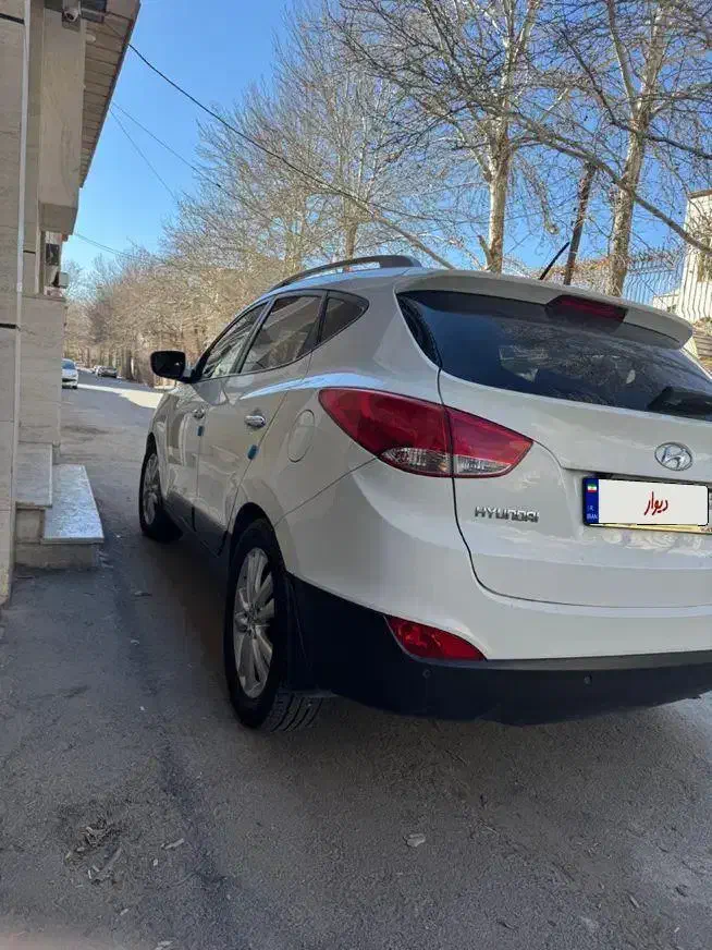 توسان ۲۰۱۱|خودرو سواری و وانت|ملایر, |دیوار