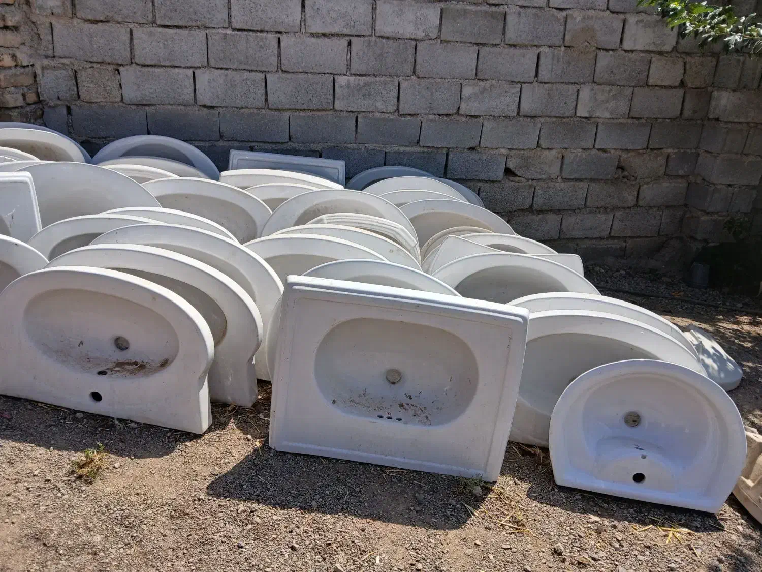 سنگ روشویی در حصارخروان|لوازم سرویس بهداشتی|محمدیه-قزوین, |دیوار