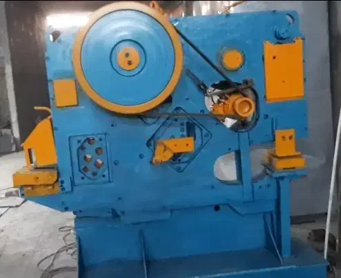 گیوتین ۷ کاره|ماشینآلات صنعتی|مشهد, نیروی هوایی|دیوار