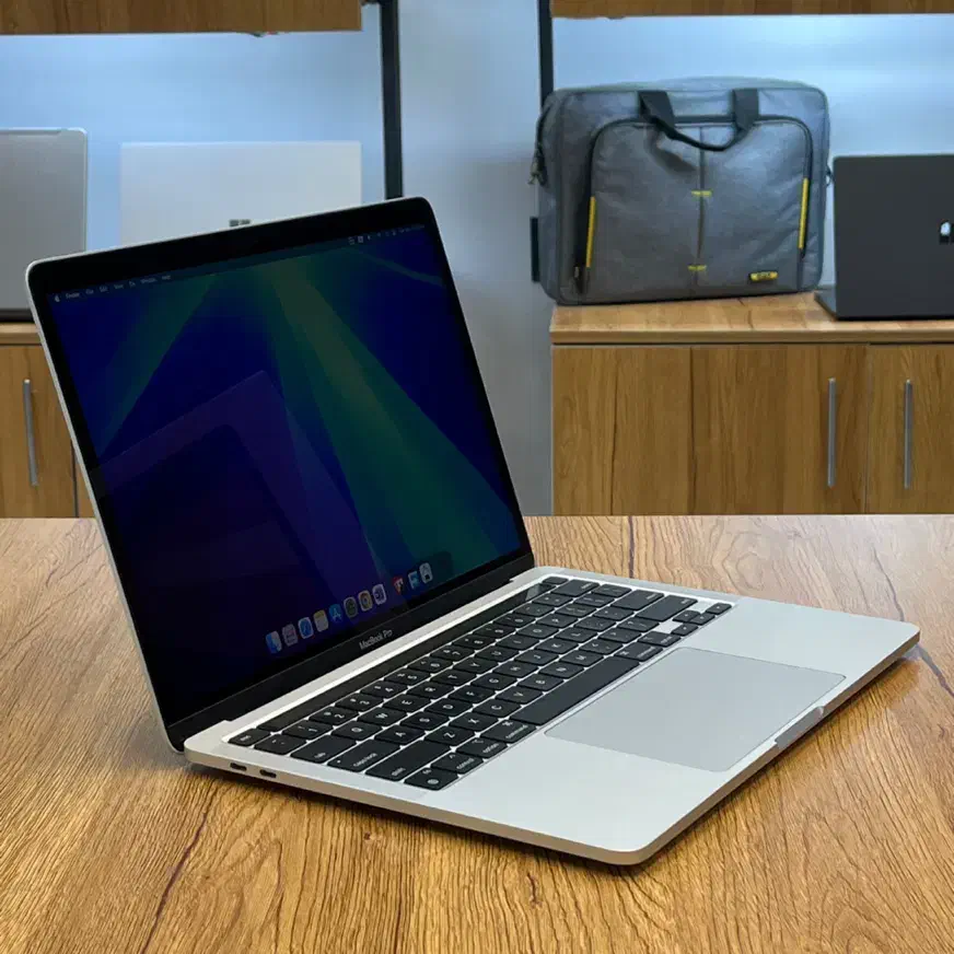 لپ تاپ مک بوک Pro M2/8/256 سایکل ۵۹ کارتن|رایانه همراه|مشهد, ارشاد|دیوار