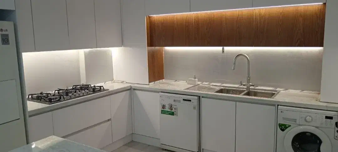 لاین نوری|خدمات پیشه و مهارت|مشهد, آزادشهر|دیوار