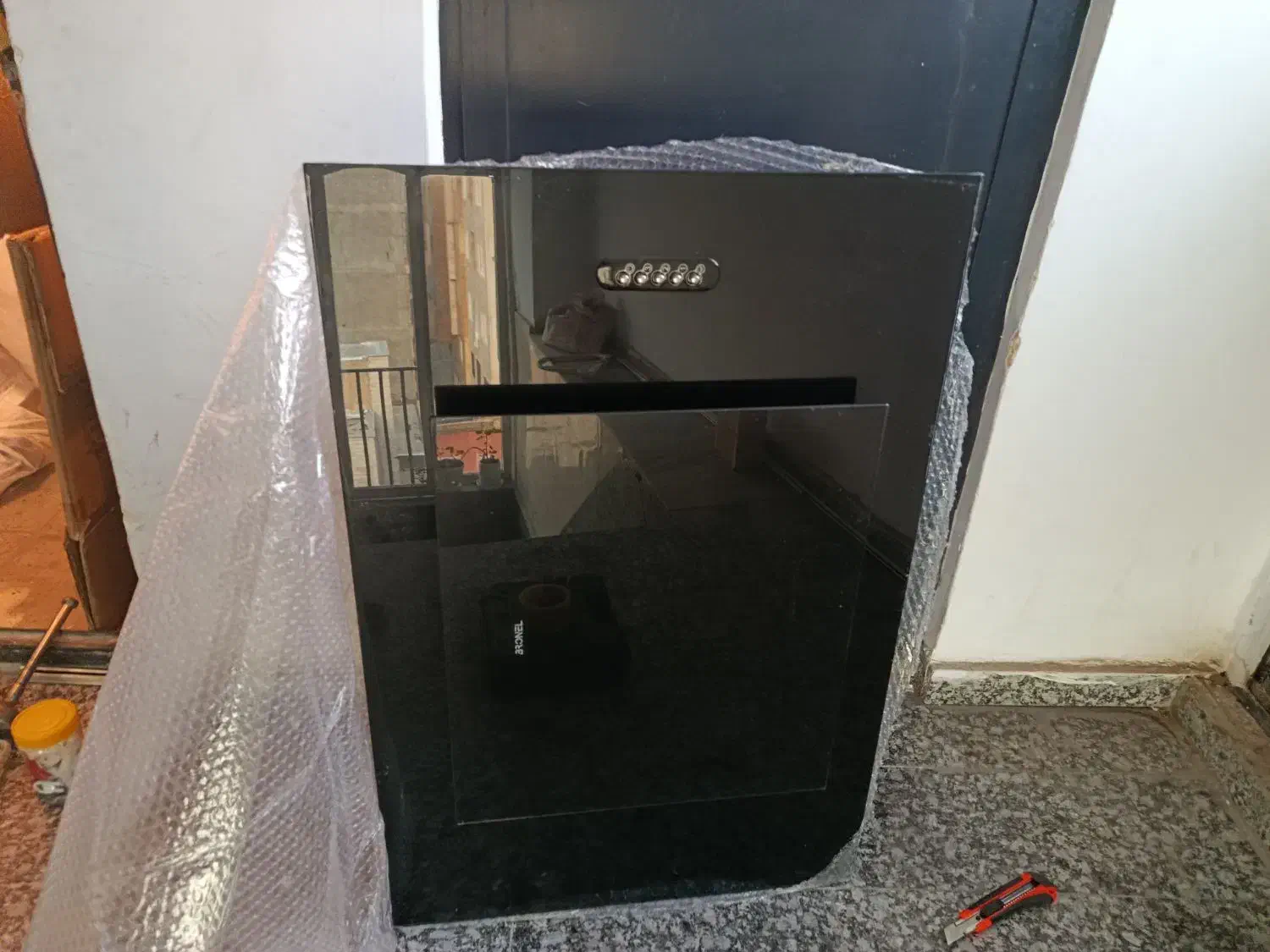 هود|هود|کرج, بنیاد|دیوار