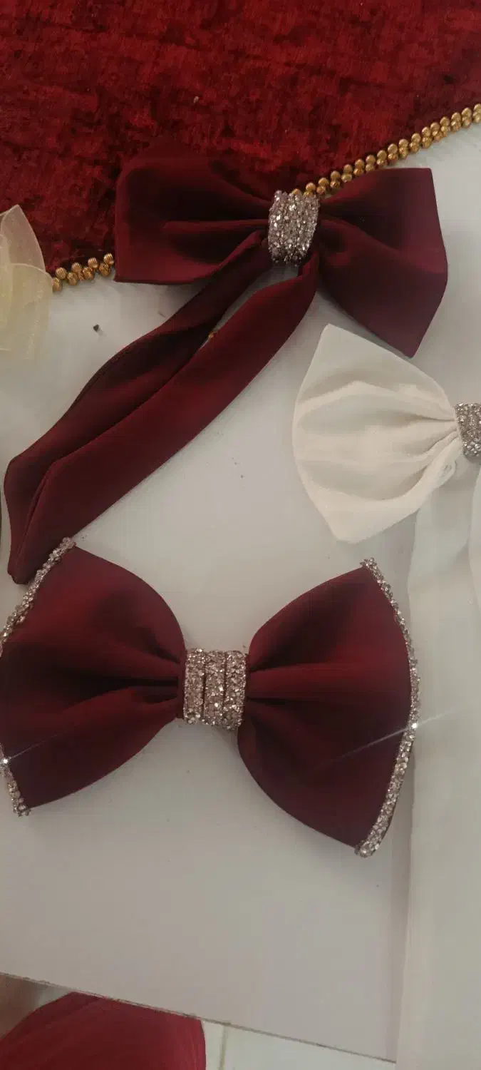 پاپیون سنجاق|بدلیجات|سلماس, |دیوار