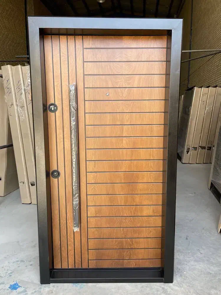 درب های ورودی ساختمانی و داخلی|مصالح و تجهیزات ساختمان|رشت, جهاد|دیوار