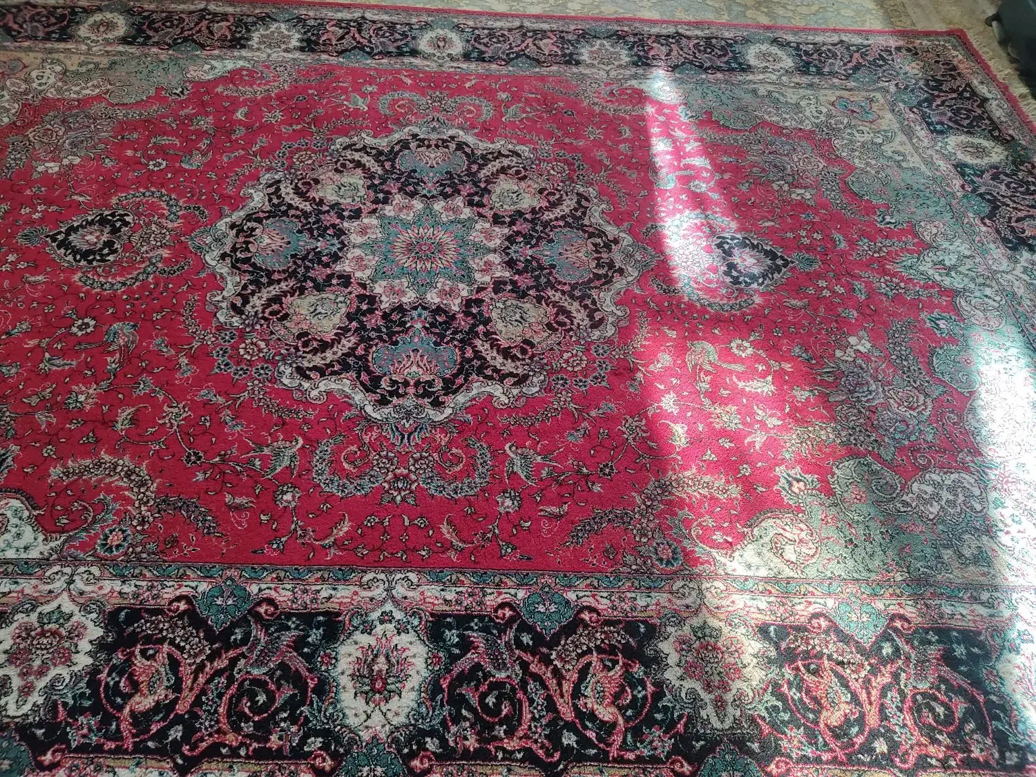 فروش یک عددقالی 9متری درحدنو ویک دست مبل هفت نفره|فرش|سیرجان, |دیوار