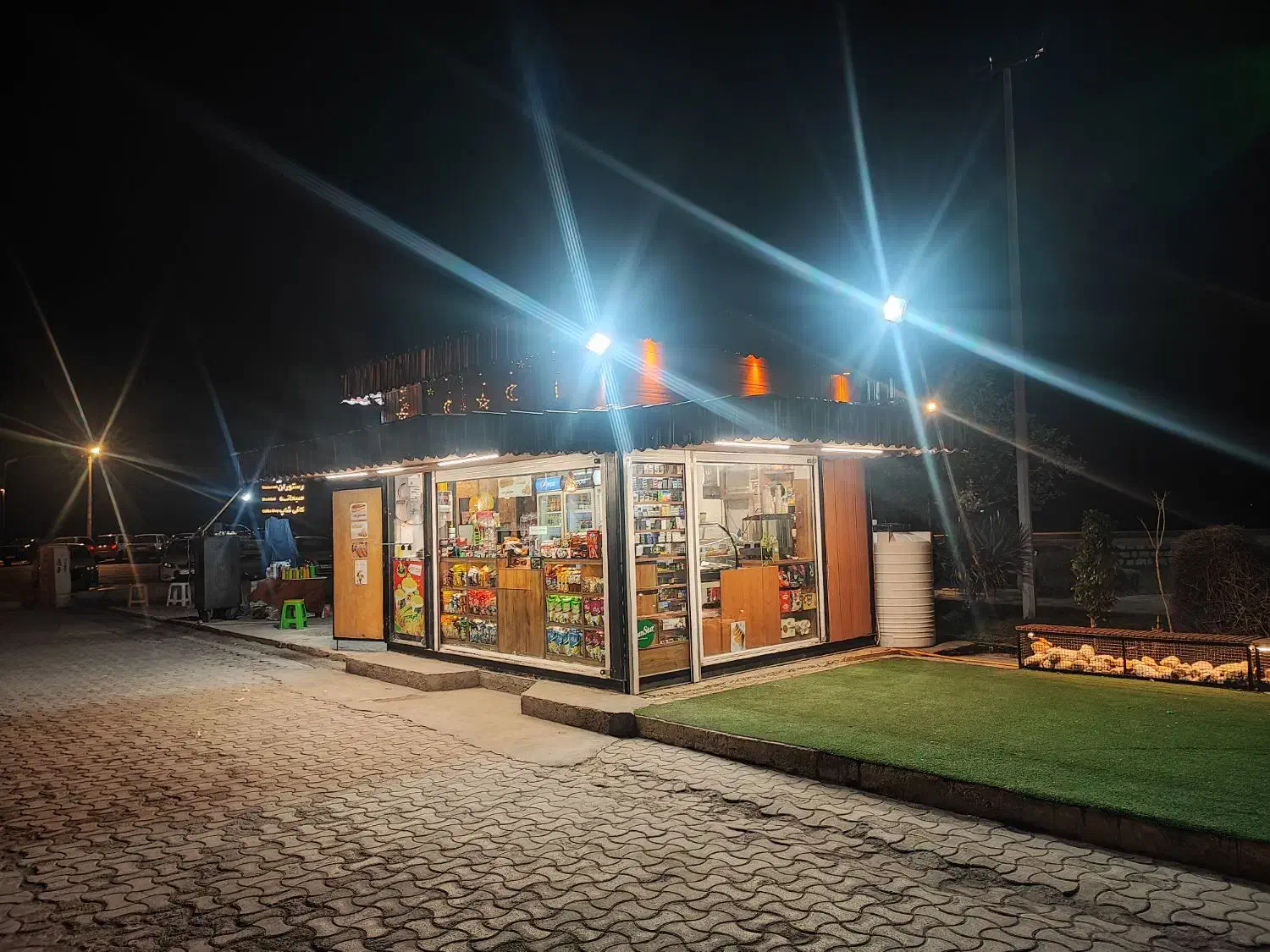 استخدام فروشنده و چیدمان و انبارگردان|استخدام خدمات فروشگاه و رستوران|بوشهر, |دیوار