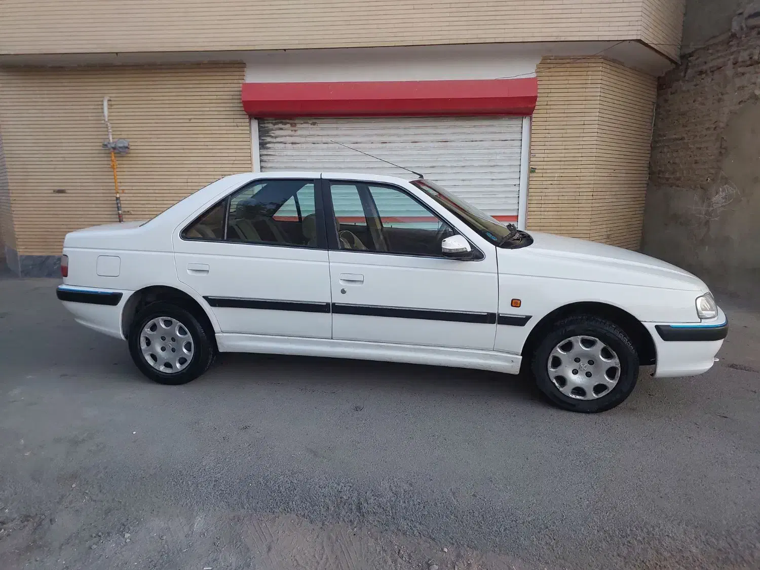 ماشین پژو پارس|خودرو سواری و وانت|تبریز, |دیوار