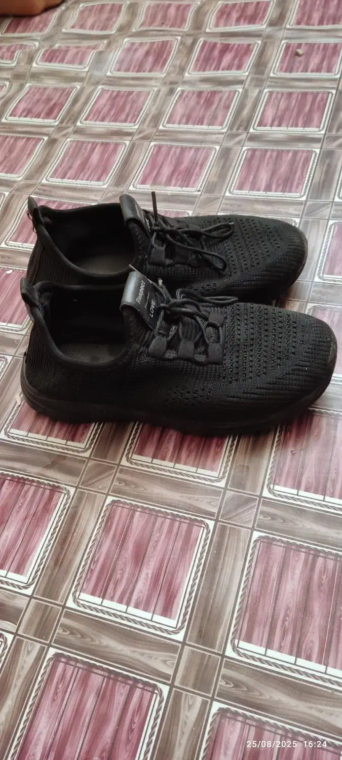 کفش پسرانه ودخترانه|کیف، کفش، کمربند|زرند, |دیوار