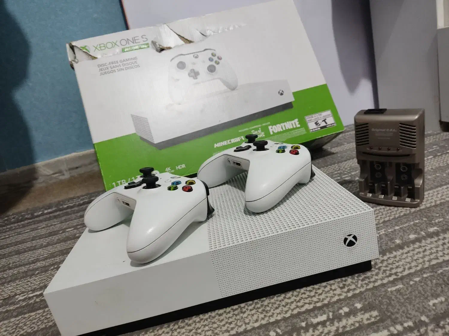 Xbox one s|کنسول، بازی ویدئویی و آنلاین|اصفهان, گرکان|دیوار