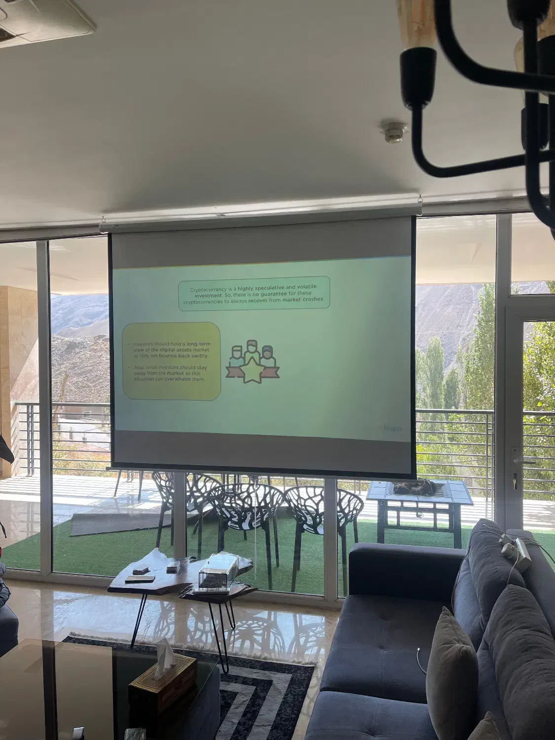 ویدیو پرژکتور پخش در محیط کاملا نور با پرده|تلویزیون و پروژکتور|تهران, صادقیه|دیوار