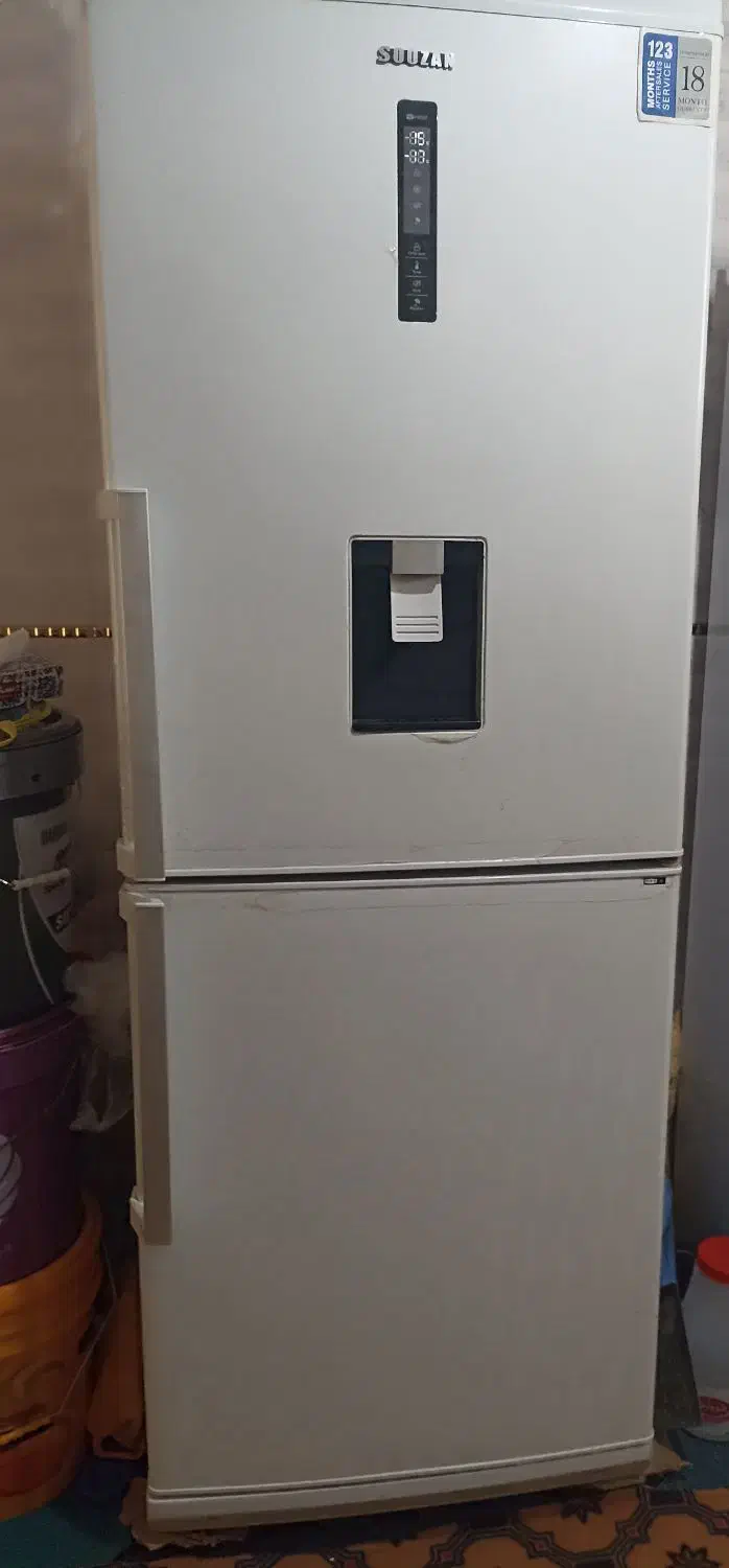 یخچال سوزان|یخچال و فریزر|بشاریات, |دیوار