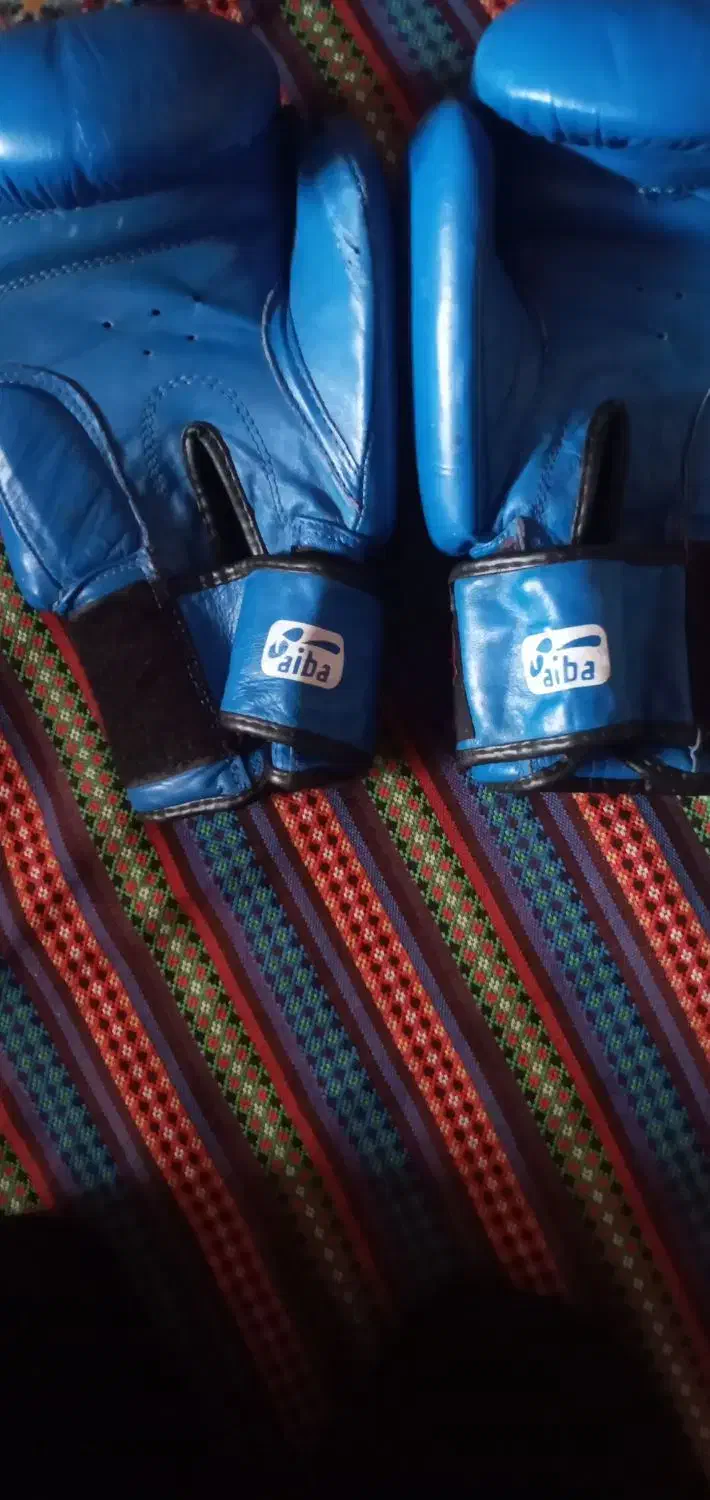 دسکش بوکس در حد نو|تجهیزات ورزشی|شوش, |دیوار