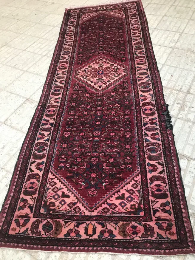 یک تخته فرش دست بافت پشمی ضخیم|فرش|قم, نیروگاه|دیوار