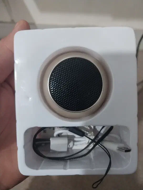 مینی اسپیکر جی بی ال|پخش‌کننده همراه|دوگنبدان, |دیوار