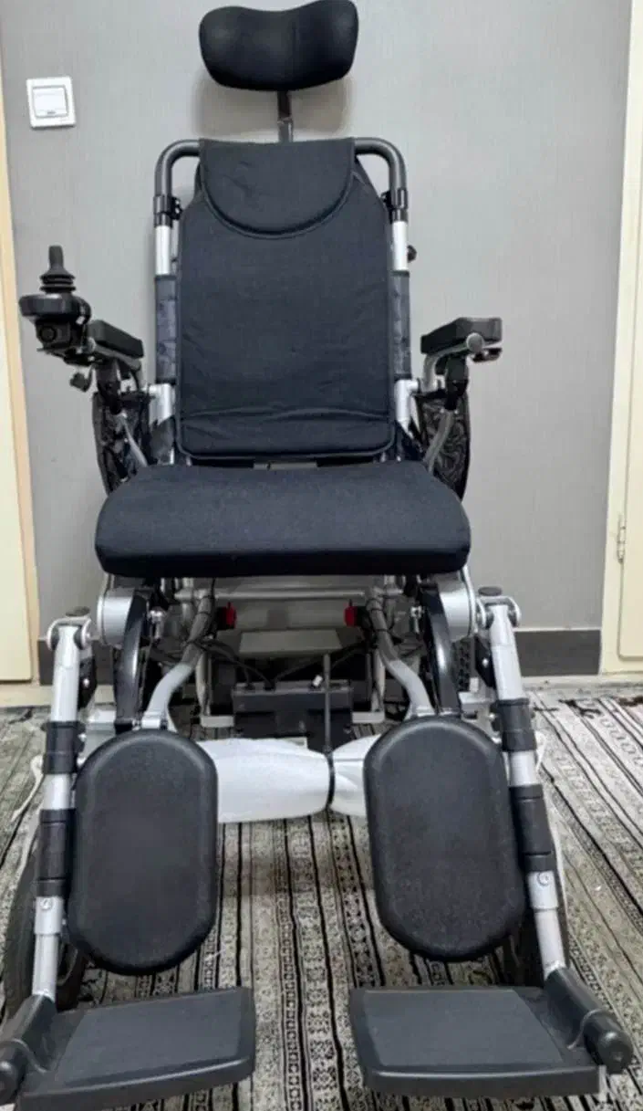 ویلچر برقی تاشو آلومینیومی همه کاره|پزشکی|اراک, |دیوار