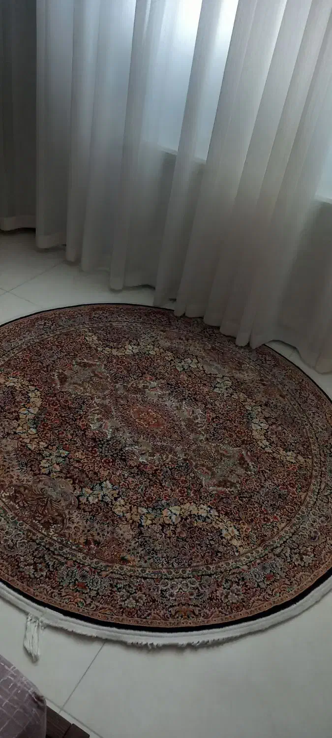 فرش گرد|فرش|قم, انسجام|دیوار