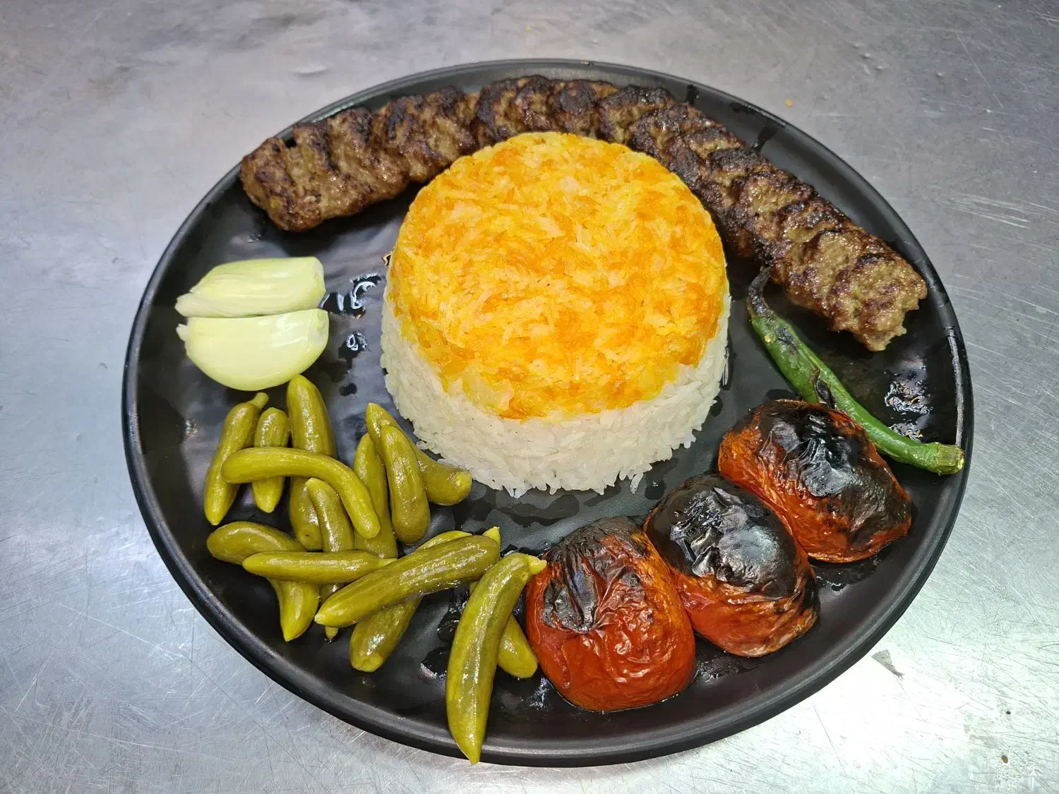 صندوقدار خانم برای رستوران|استخدام خدمات فروشگاه و رستوران|تهران, دژکام|دیوار