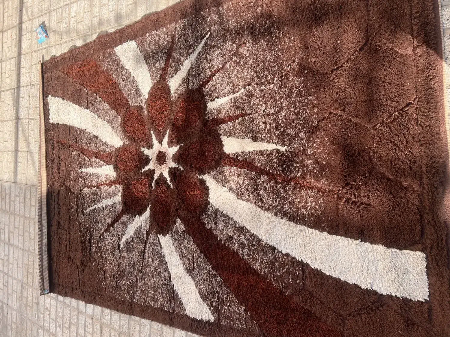 فرش|فرش|نیشابور, تختی|دیوار