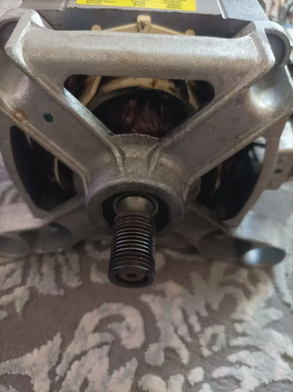 موتورلباسشویی خارجی|ماشین لباسشویی و خشک‌کن لباس|فولادشهر, B1|دیوار