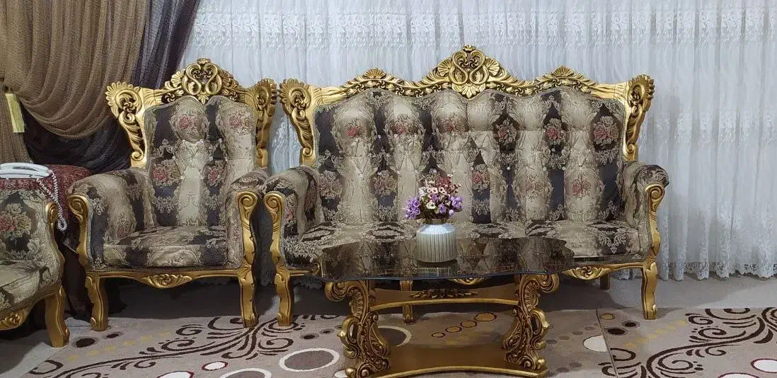 مبلمان سلطنتی تماما چوب گردو|مبلمان خانگی و میز عسلی|چابهار, |دیوار