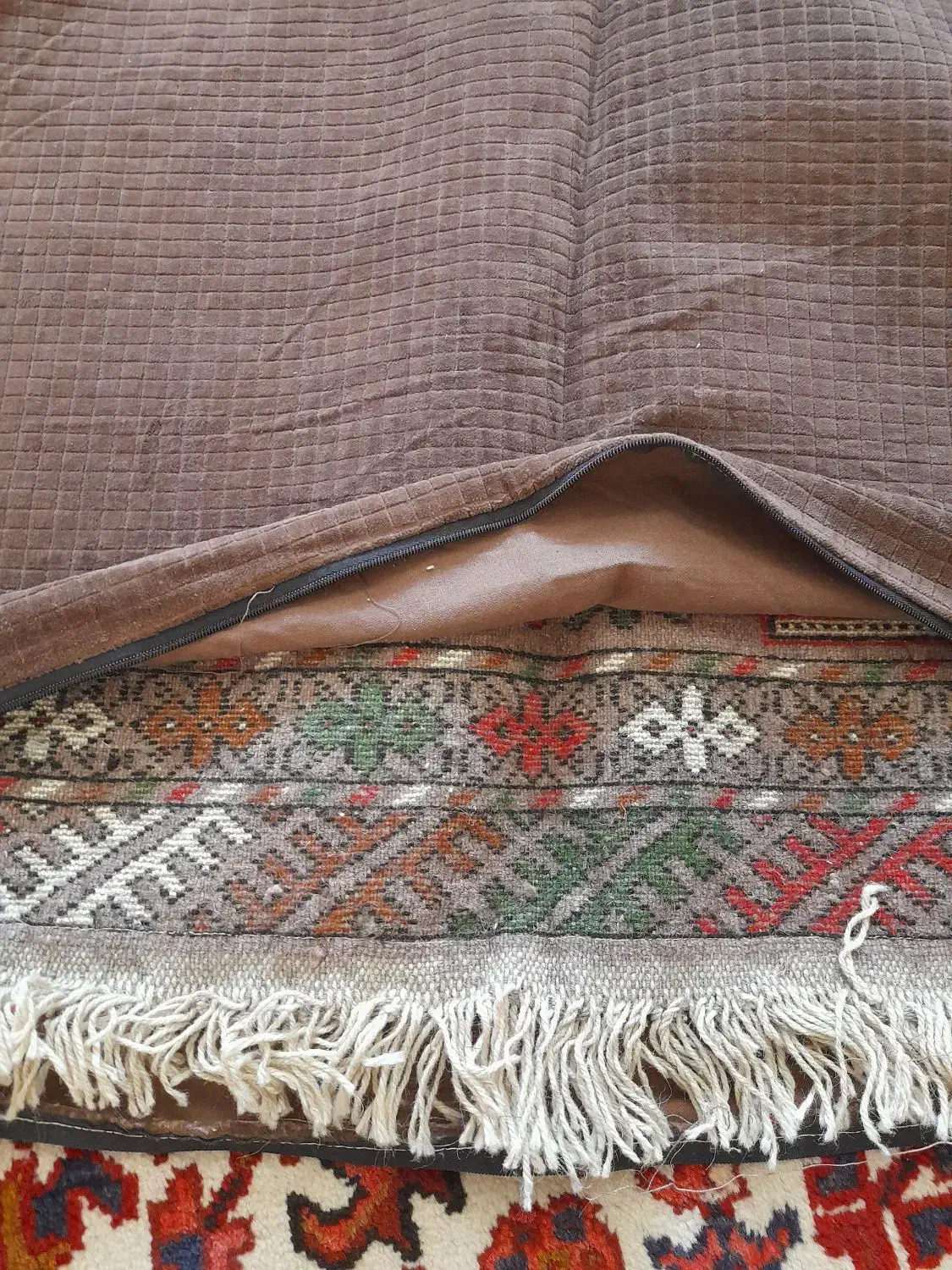 یک جفت فرش پشتی|پشتی|تبریز, |دیوار