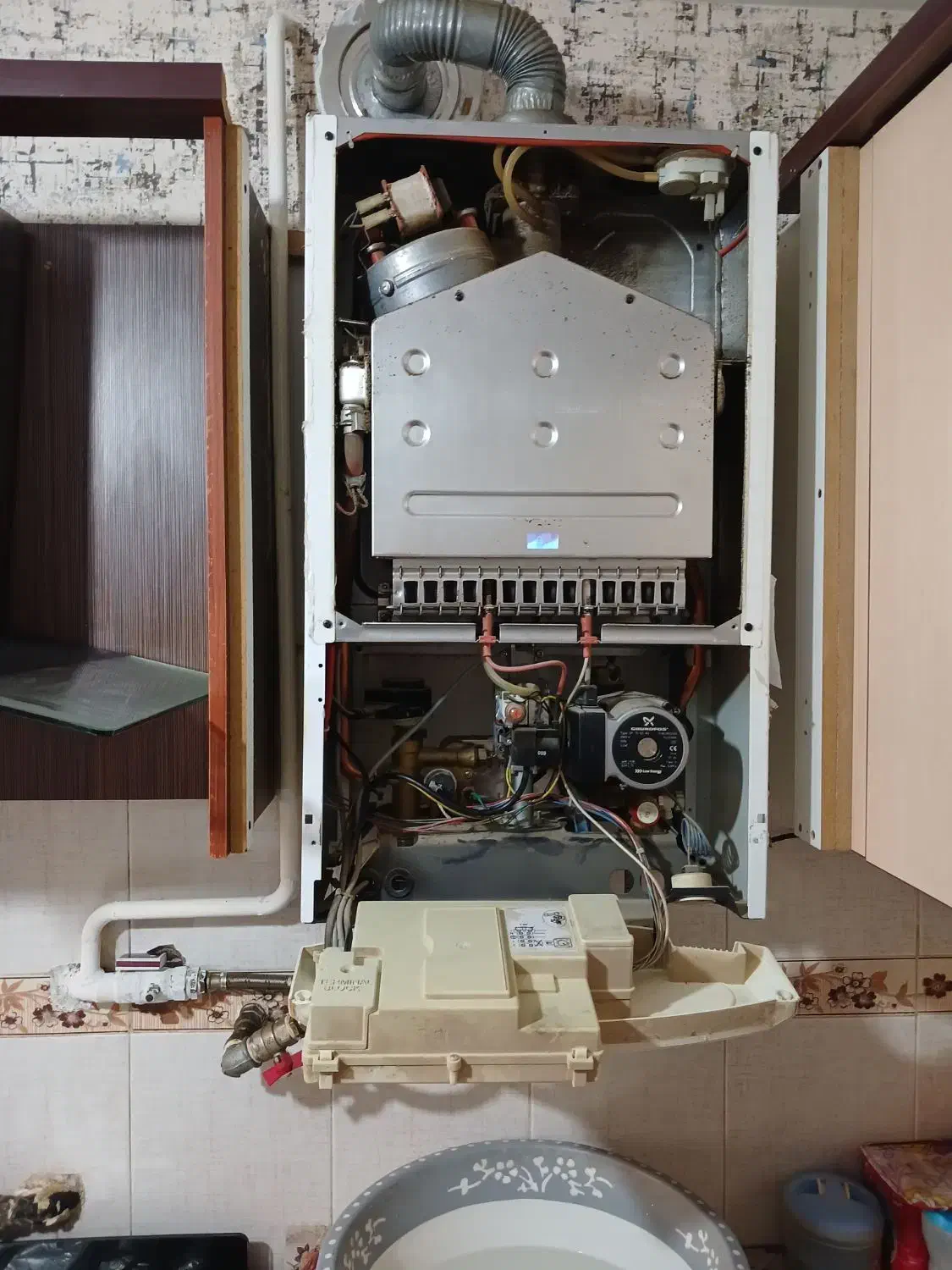 تعمیر پکیج وابگرمکن وبخاری...|خدمات پیشه و مهارت|بجنورد, |دیوار