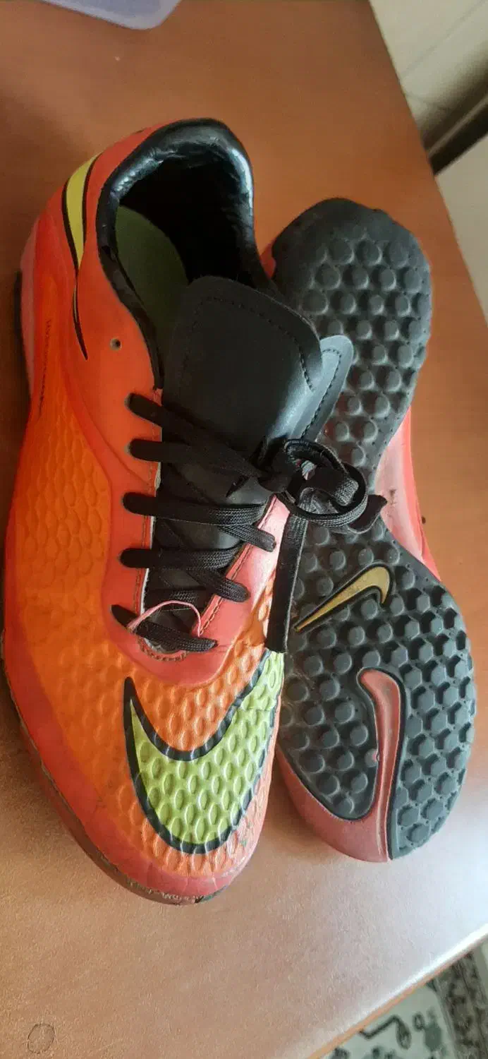 کتونی فوتبال سایز۳۹|کیف، کفش، کمربند|اسلامشهر, شهرک واوان|دیوار