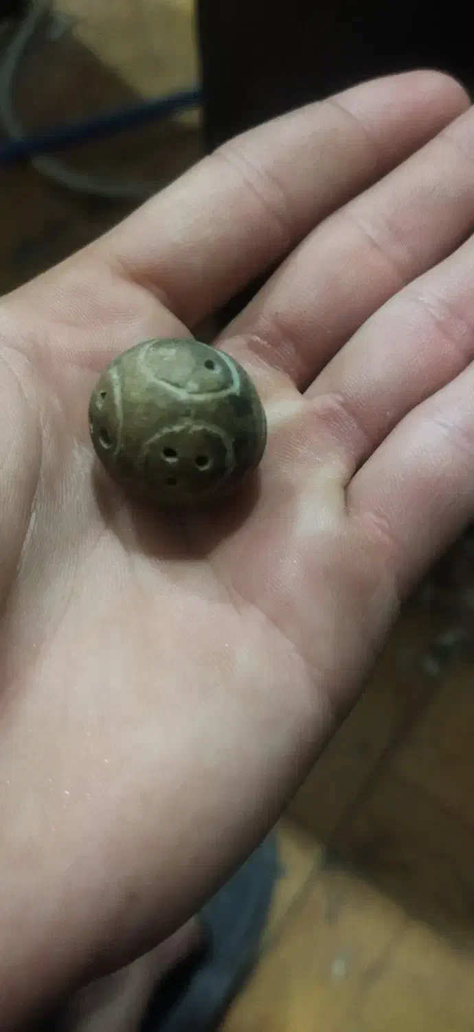 سنگ|کلکسیون اشیاء عتیقه|انزل, |دیوار