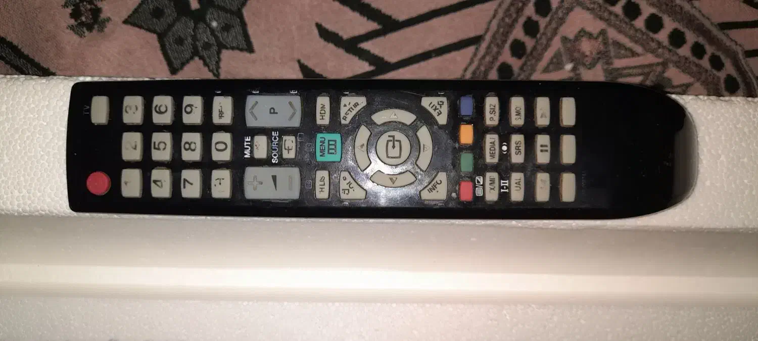 تلویزیون  ال سی دی  ۳۲اینچ|تلویزیون و پروژکتور|شهریار, شهریار|دیوار