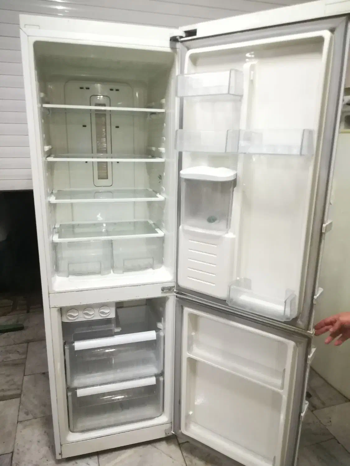 یخچال فریزر الکترواستیل در حد نو|یخچال و فریزر|مشکین‌دشت, |دیوار