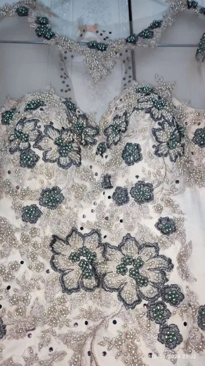 پیراهن مجلسی شیک|لباس|نیشابور, جمهوری|دیوار