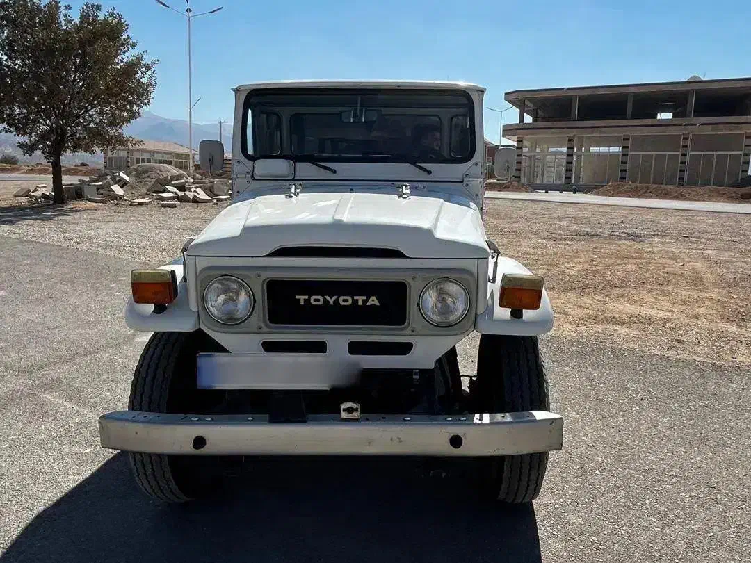 تویوتا تک کابین مدل۱۹۸۳|خودرو سواری و وانت|اصفهان, دانشگاه اصفهان|دیوار