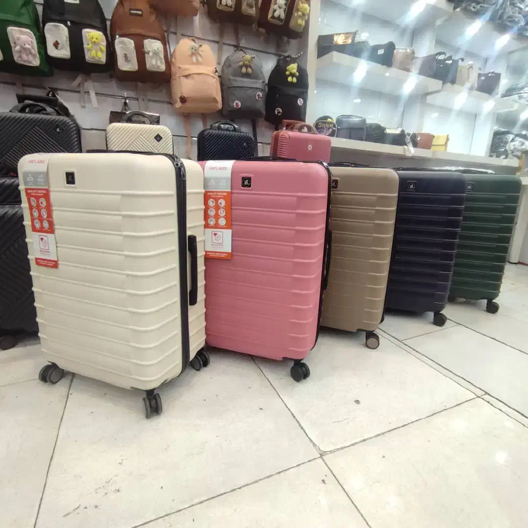 چمدان فایبر|کیف، کفش، کمربند|مشهد, رده|دیوار