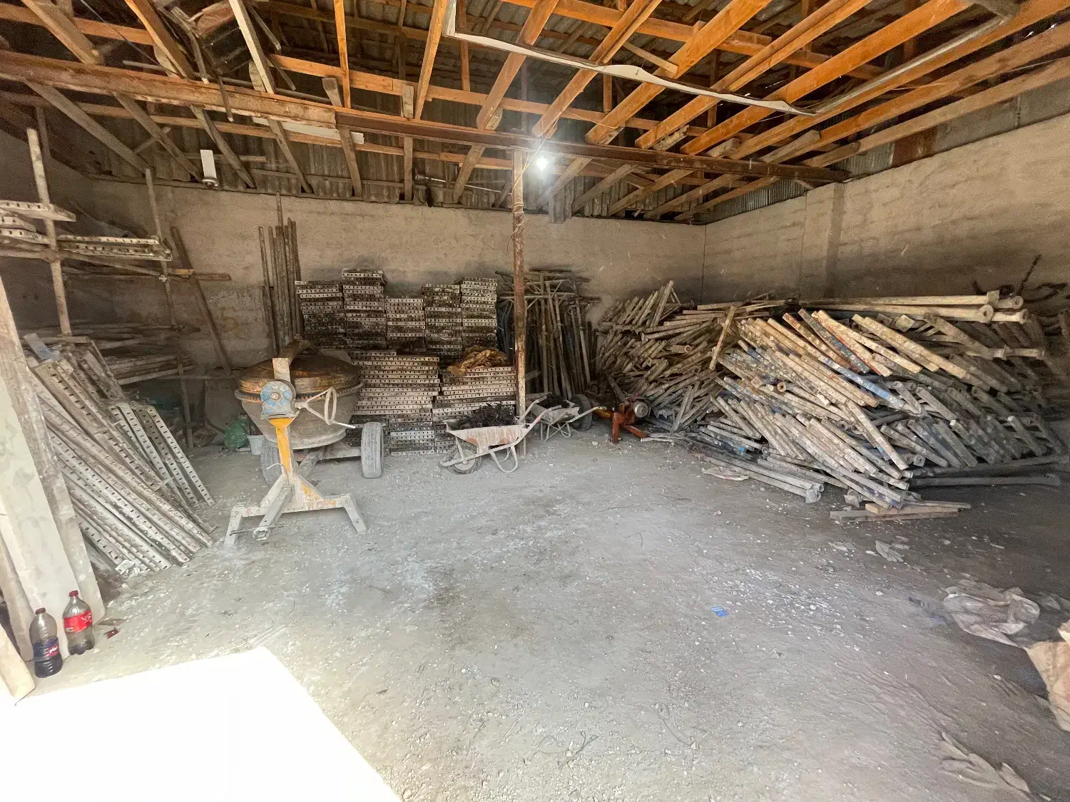 انبار مغازه کارگاه ۸۰ متری|فروش مغازه و غرفه|رشت, سلیمانداراب|دیوار