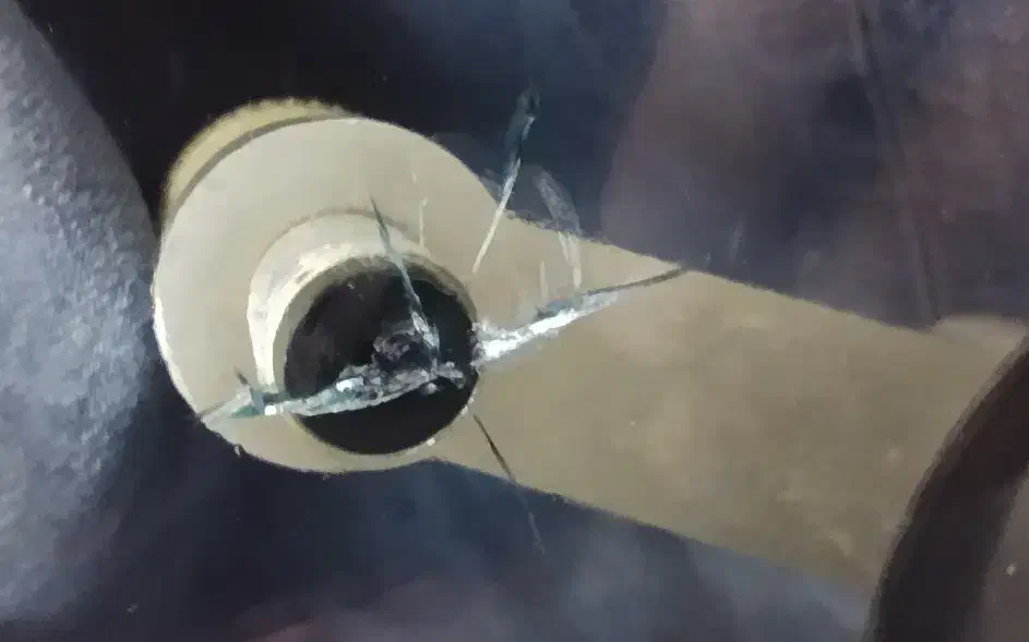 ترمیم سنگ خوردگی و ترک شیشه خودرو|خدمات پیشه و مهارت|ایوان, |دیوار