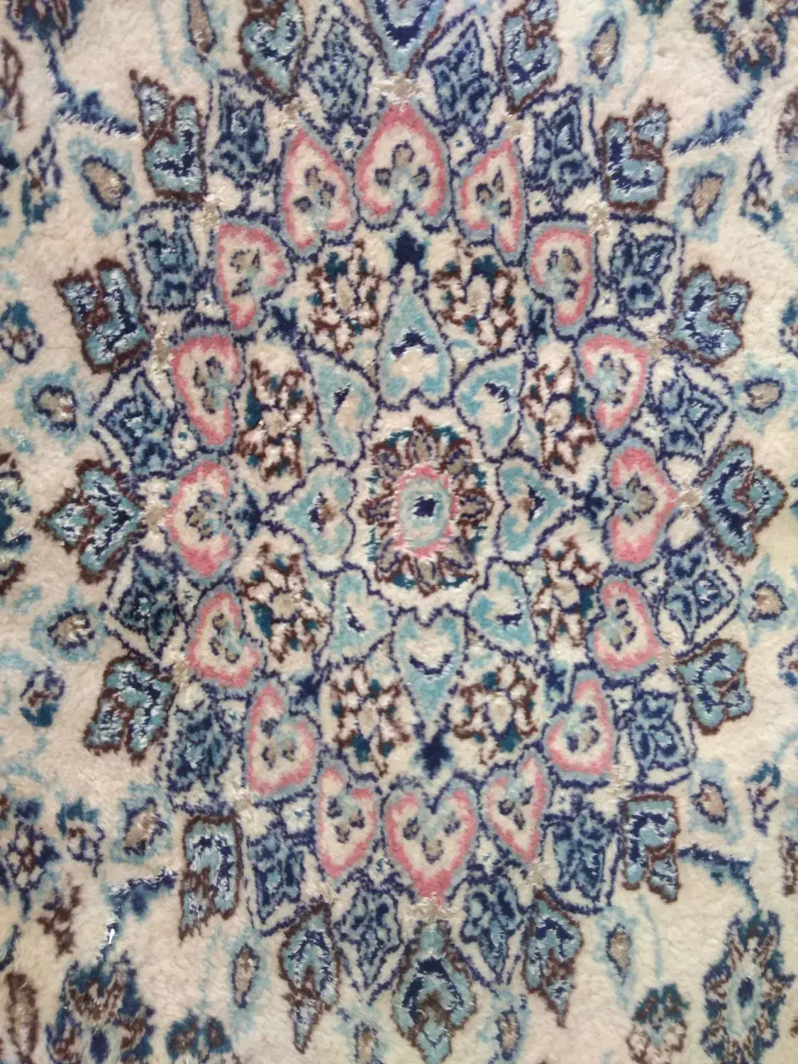 فرش دستباف|فرش|نیشابور, گنبد سبز|دیوار