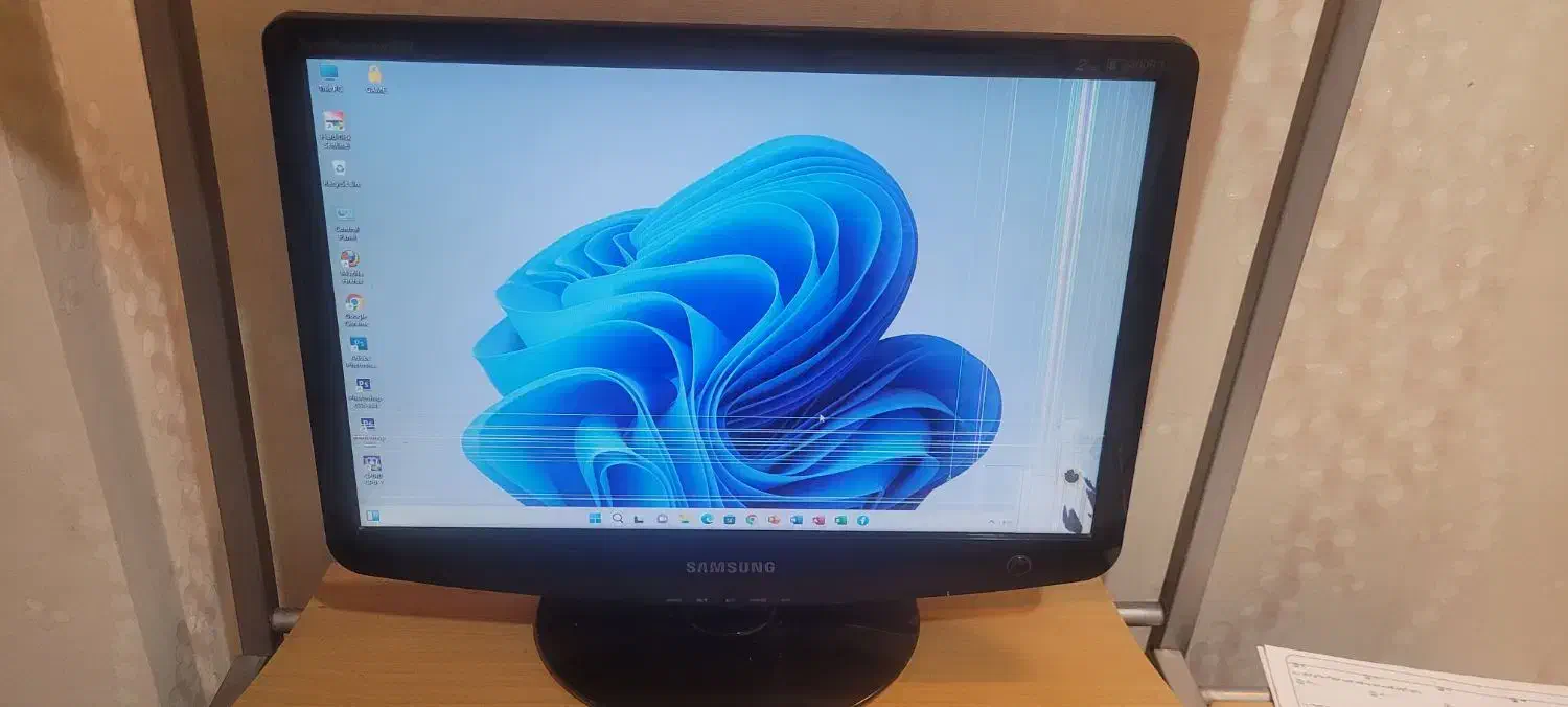 مانیتور ۱۹ اینچ سامسونگ|قطعات و لوازم جانبی رایانه|بجنورد, |دیوار