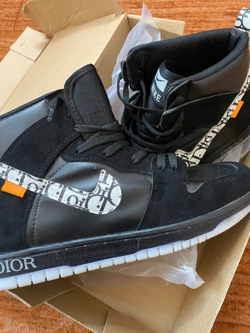 کفش جردن ساق دار سایز ۴۲|کیف، کفش، کمربند|کازرون, |دیوار