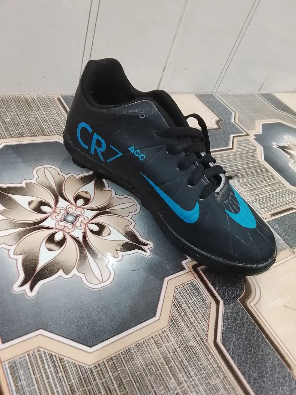 کفش فوتبال|کفش و لباس بچه|دزفول, |دیوار